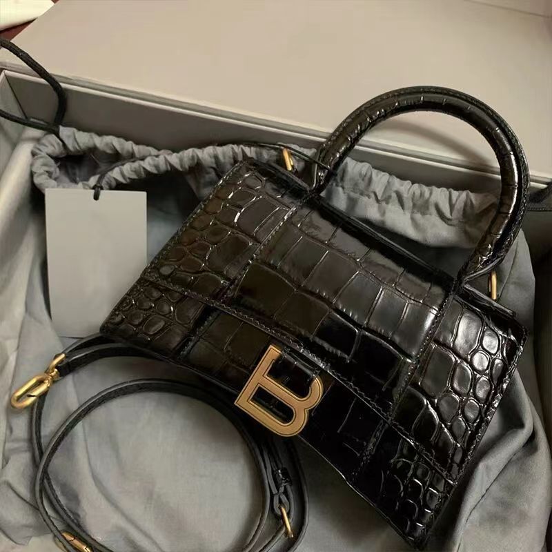 The Icon Curve Bag