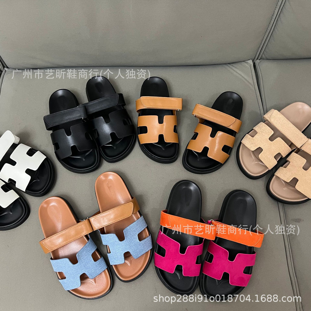 Noir Luxe Slides