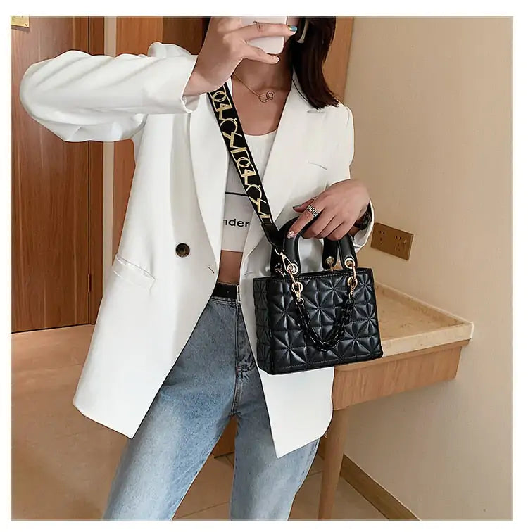 Luxury Chain Design Crossbody Bag