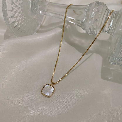Simple Luxury Shell Necklace