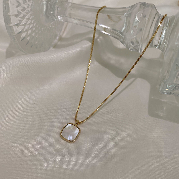 Simple Luxury Pendant Necklace